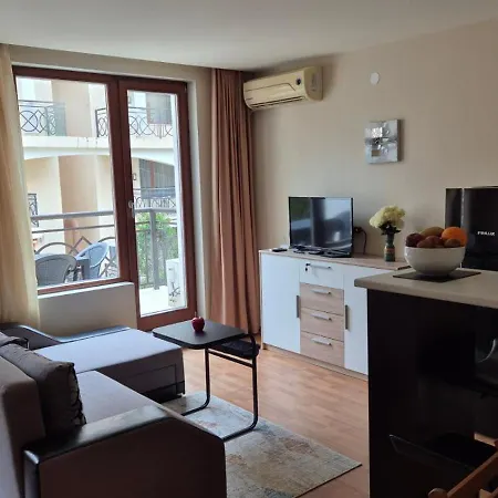 Oasis With Balcony And Underground Parking Available In Iglika, Golden Sands Apartment