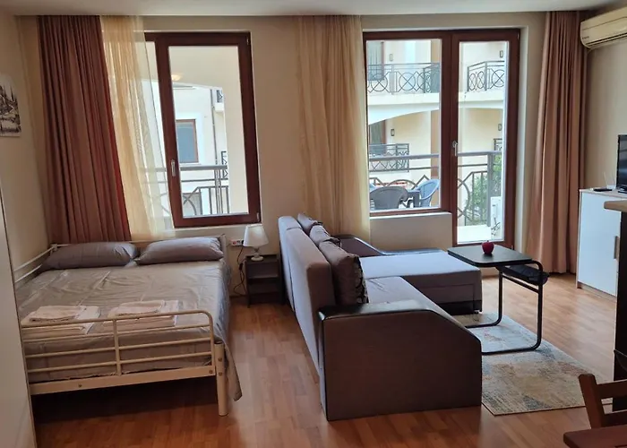 Oasis With Balcony And Underground Parking Available In Iglika, Golden Sands Apartment